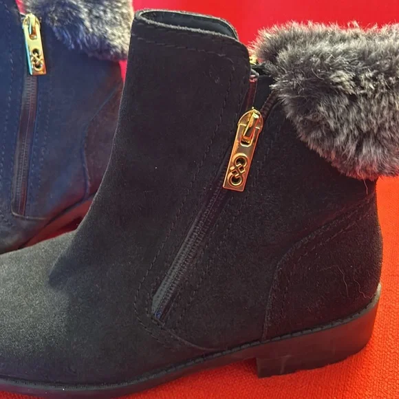 ⭐️SALE⭐️ Cole Haan ankle boots with faux fur cuff - Picture 4 of 8